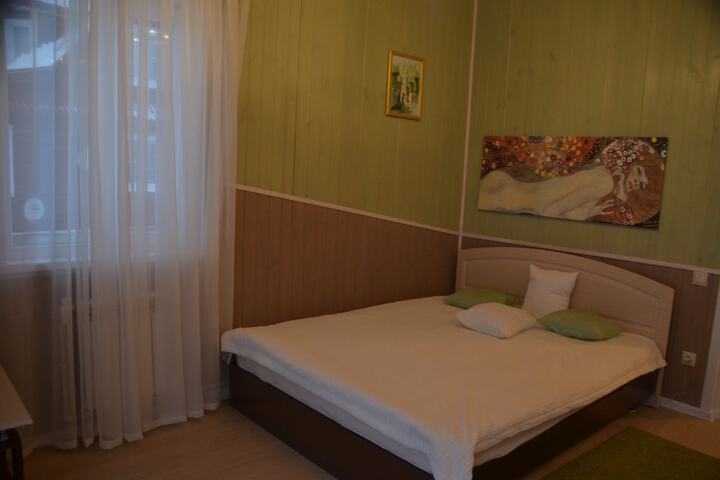 Room 11 of 22
