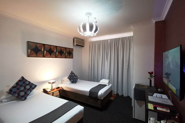 Room 36 of 73