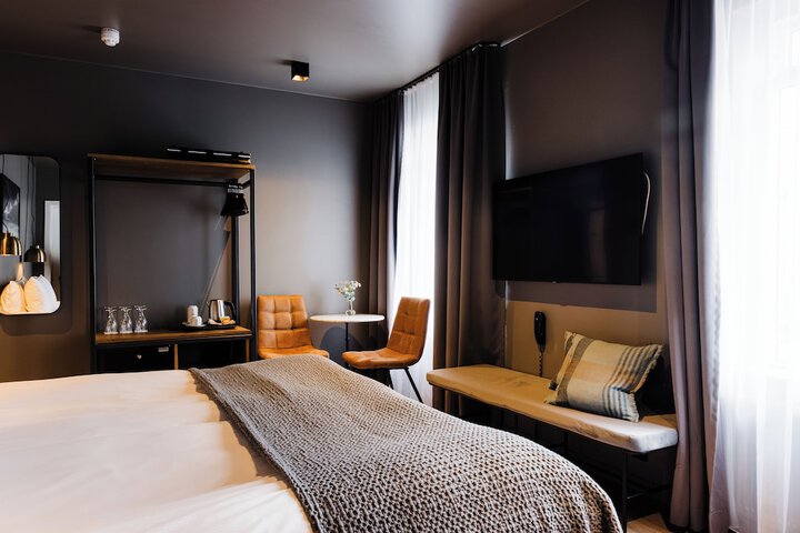 Room 42 of 134