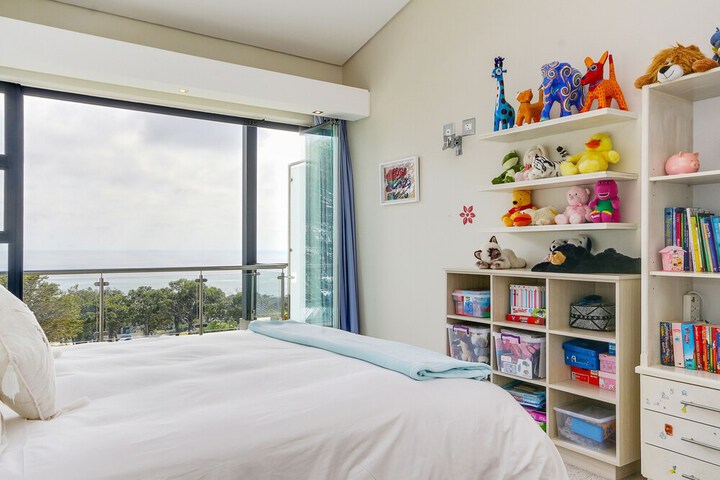Room 27 of 113
