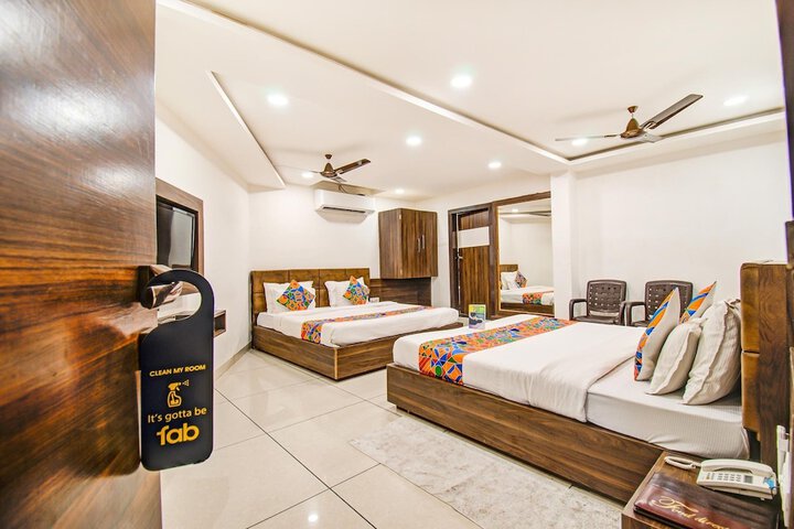 Room 5 of 27