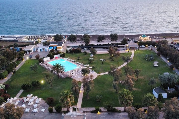 Hotel 83 of 86