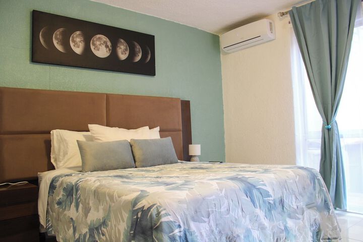 Room 4 of 27
