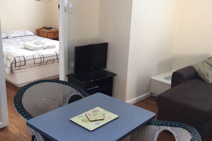 Room 5 of 17