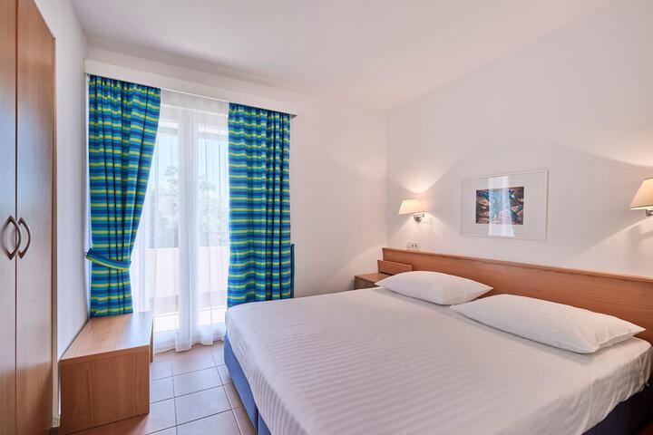 Room 10 of 59