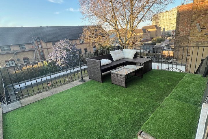 Terrace/Patio 100 of 127