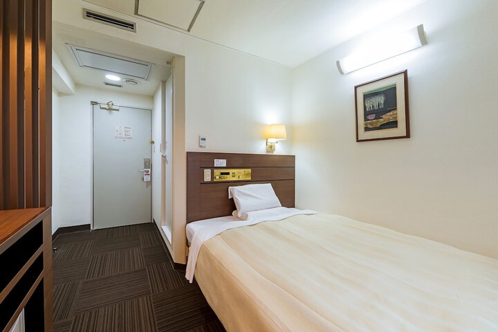 Room 14 of 52