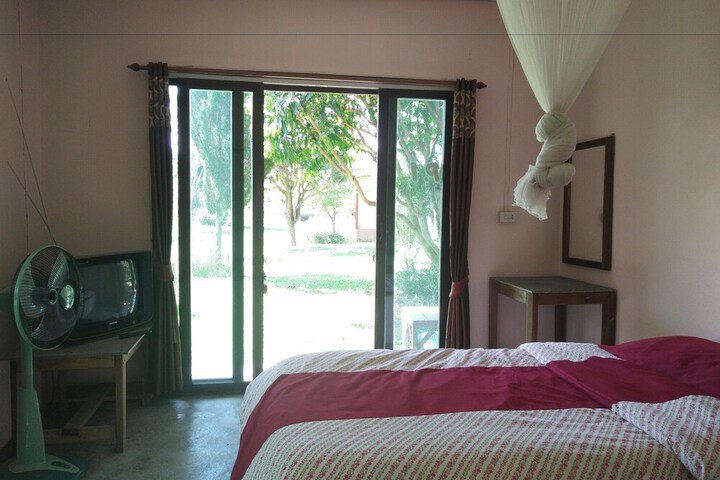 Room 6 of 23
