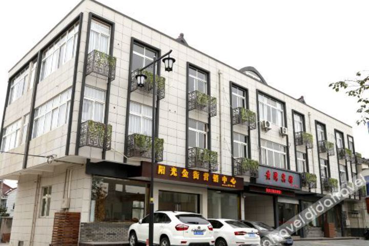 Hotel 2 of 6