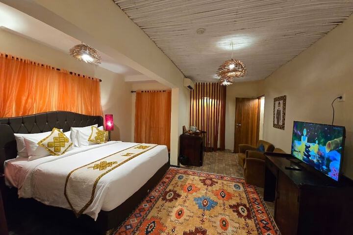 Room 16 of 49