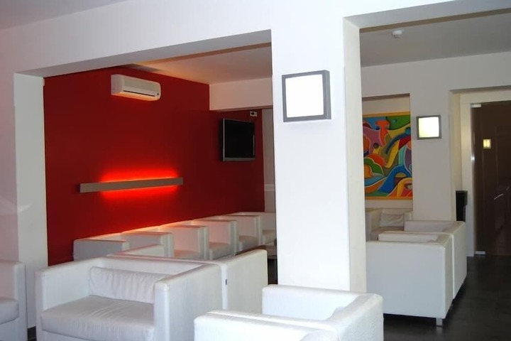 Hotel Interior 7 of 39