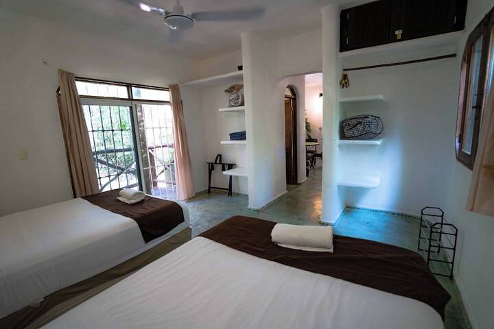 Room 45 of 103