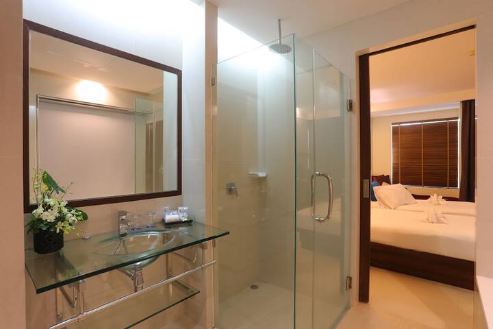 Room 36 of 53