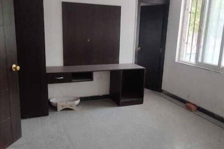 Room 2 of 8