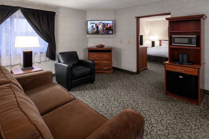 Room 5 of 20