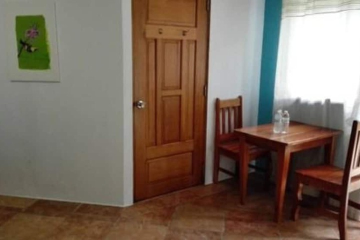 Room 6 of 48