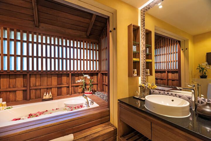 Room 42 of 125