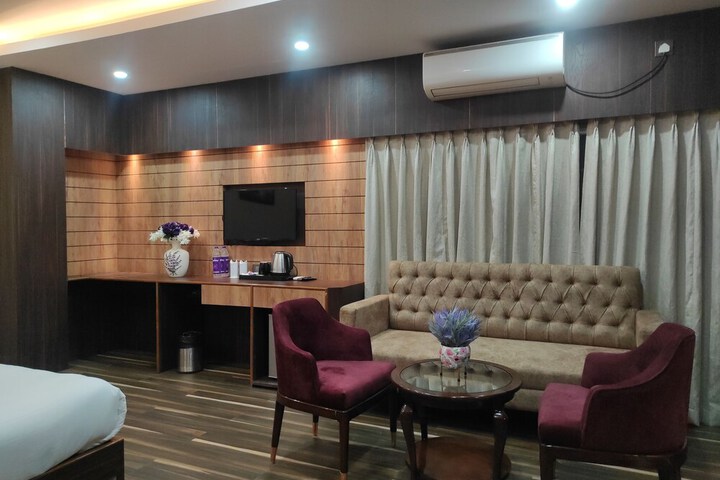 Room 15 of 110