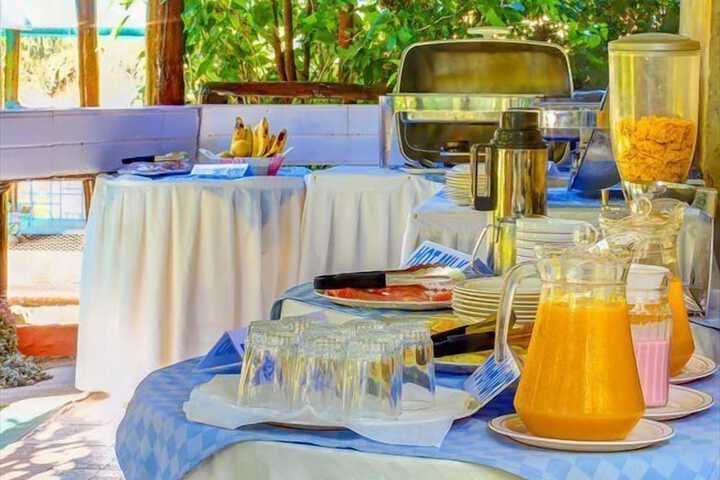 Breakfast/Coffee Service 60 of 144