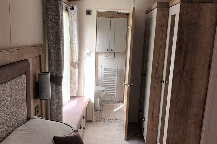 Room 26 of 29