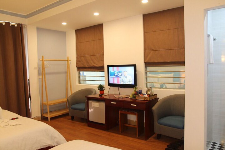 Room 6 of 40