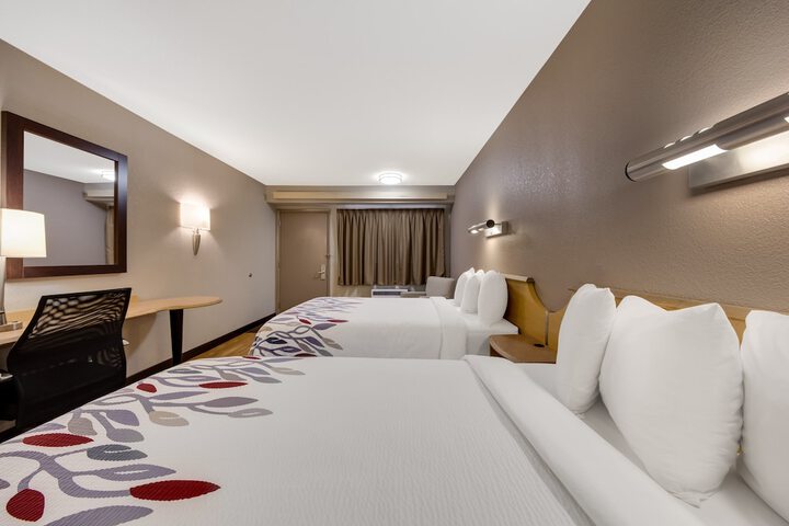 Deluxe 2 Double Beds (7 of 11)