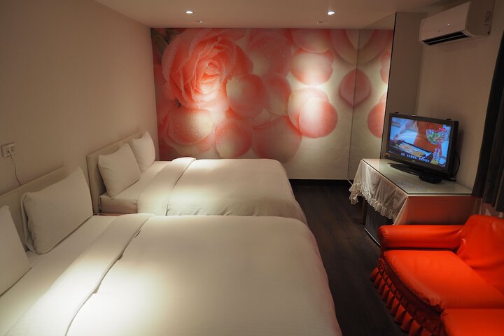 Room 18 of 45