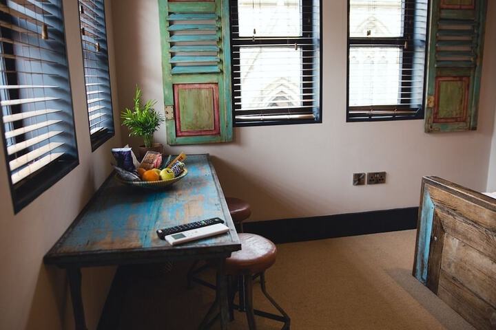 Room 16 of 78