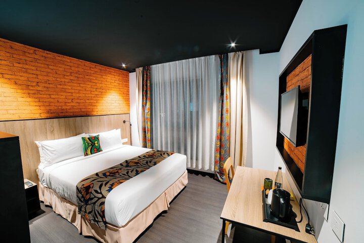 Room 15 of 72
