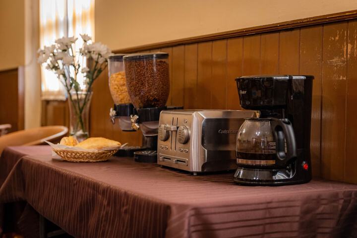Breakfast area