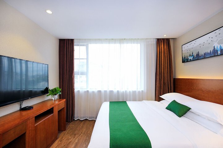 Room 5 of 46