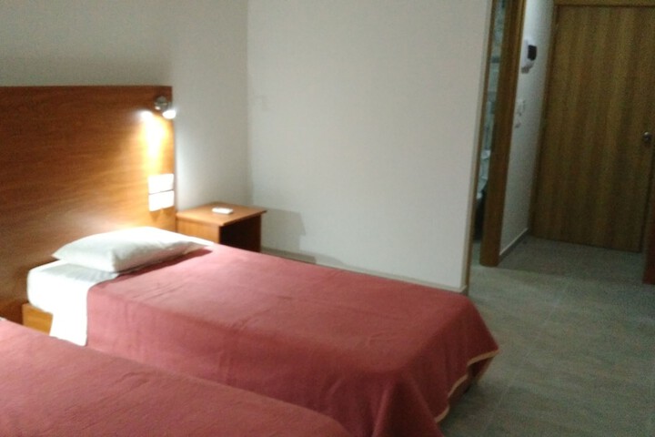 Room 15 of 41