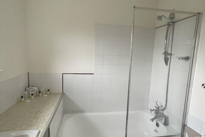 Room 14 of 29