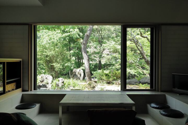 Room 2 of 66