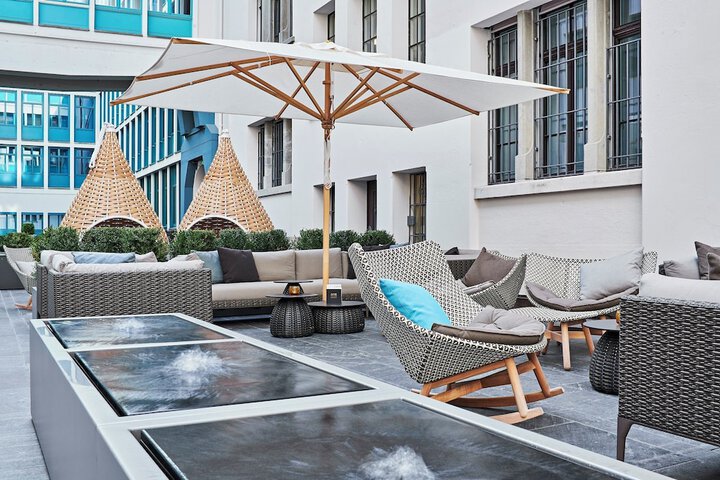 Terrace/Patio 60 of 62
