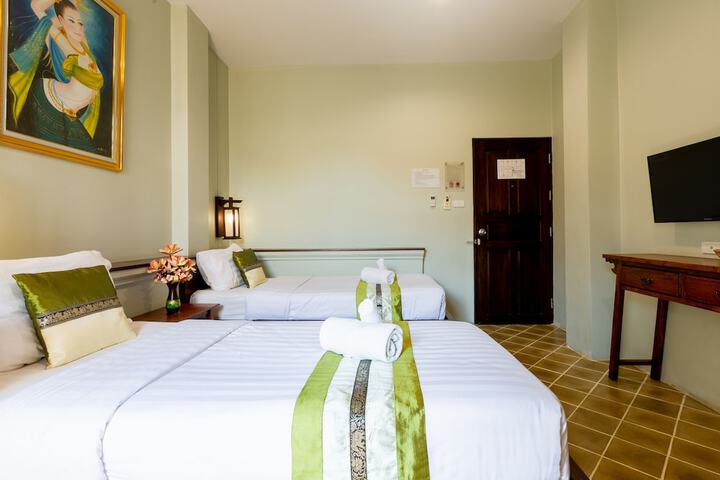 Room 21 of 41