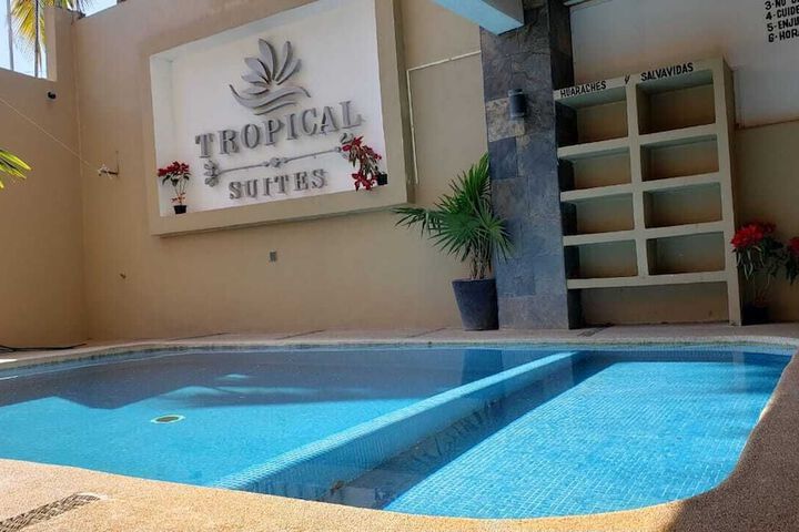 Pool 23 of 25