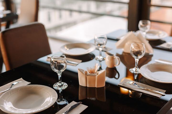 Dining 36 of 43