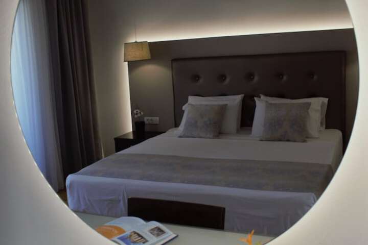 Room 10 of 53