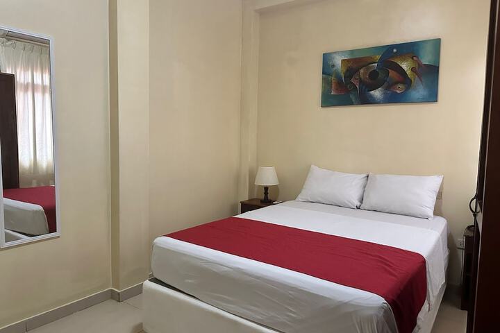Room 4 of 17