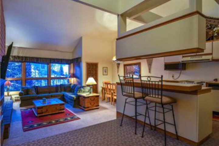 Room 10 of 27
