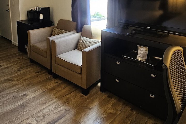 Room 47 of 60