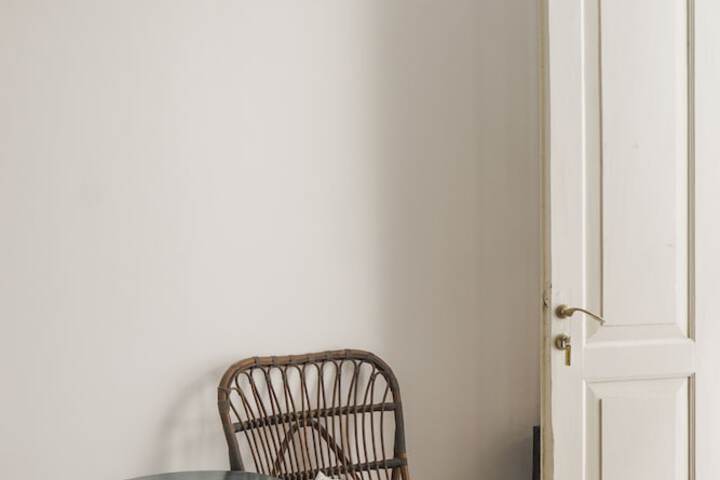 Room 13 of 66