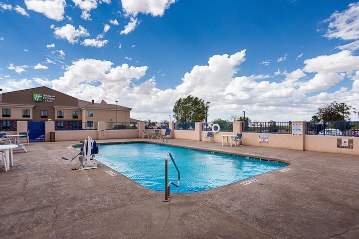 Pool 36 of 59