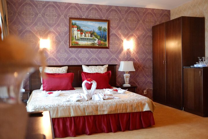 Room 7 of 26