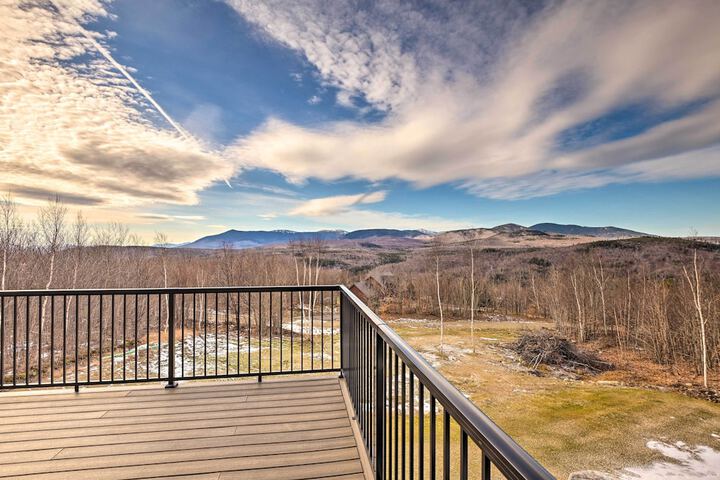 Secluded Kingfield Abode w / Idyllic Mtn Views
