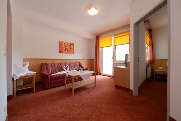 Room 14 of 61