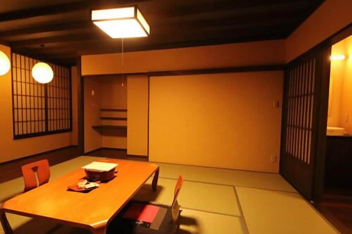 Room 29 of 49