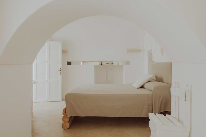 Room 12 of 62