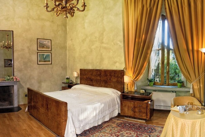 Room 14 of 53